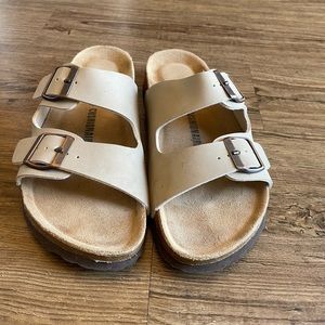 Cushionaire Lane cork footbed women’s sandals